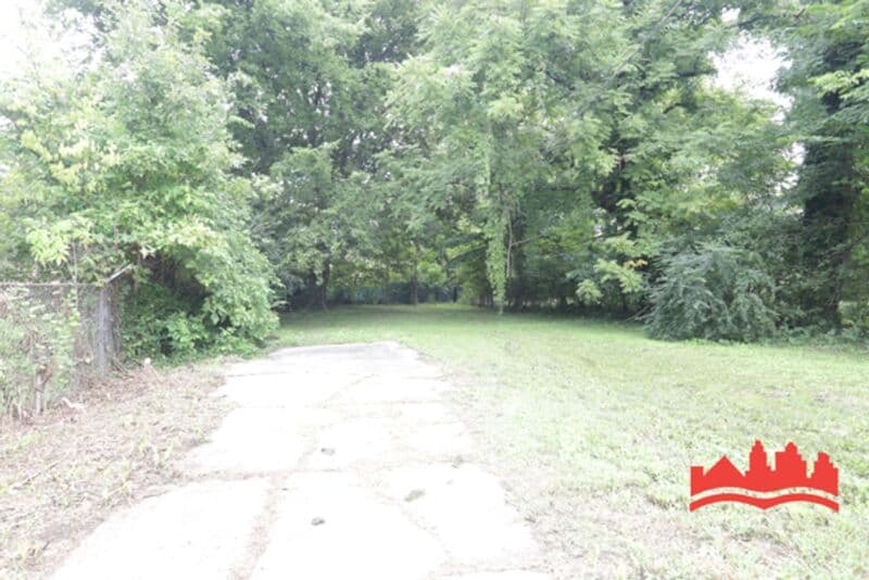 Memphis House: 1346 Mcmillan St