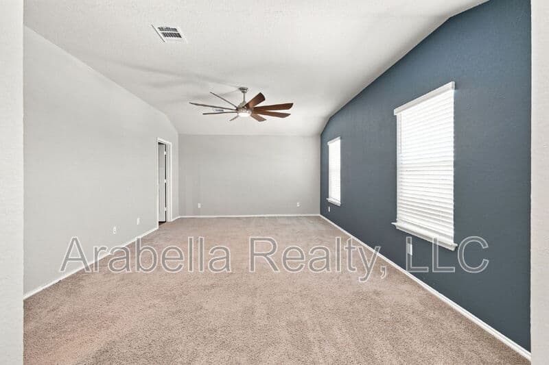 San Antonio House: 3430 Angus Creek