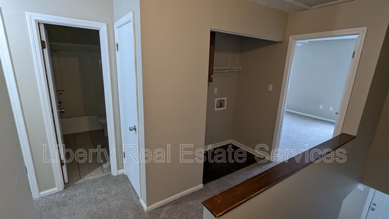 Hinesville Condo: 1100 Pineland Ave