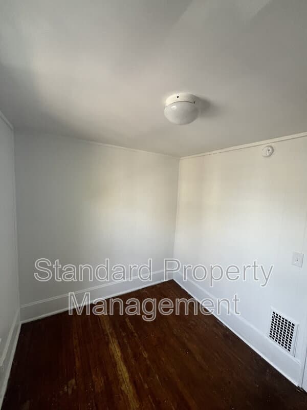 Rochester Condo: 294 Carter St (Apt 2)