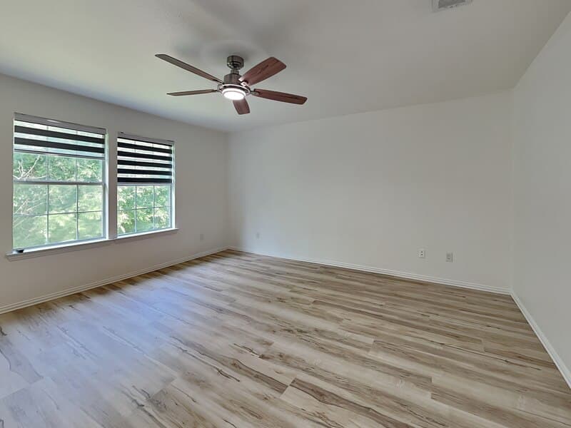Mckinney Condo: 807 Fenet St