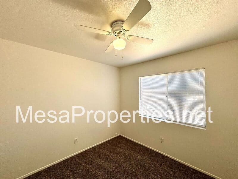 Victorville House: 14565 Windmill Rd