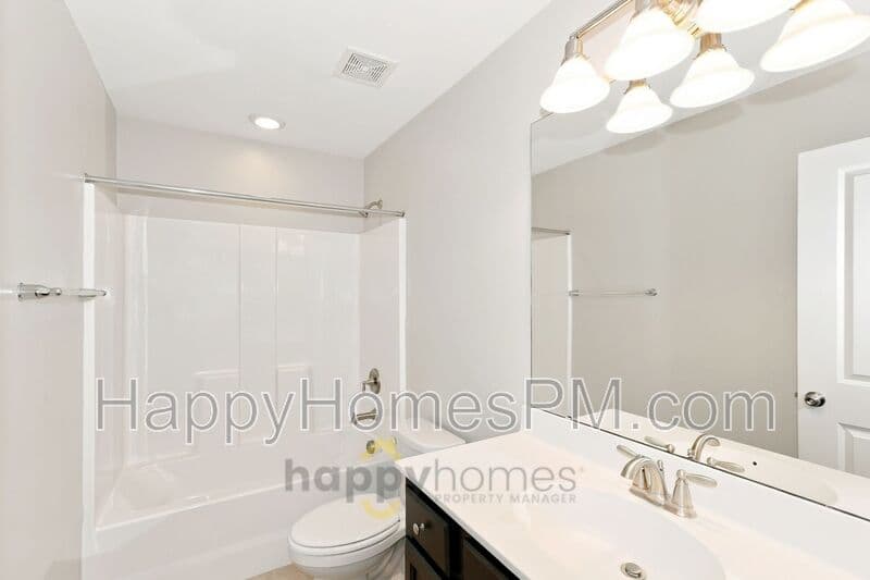 Summerville House: 9013 Cat Tail Pond Road