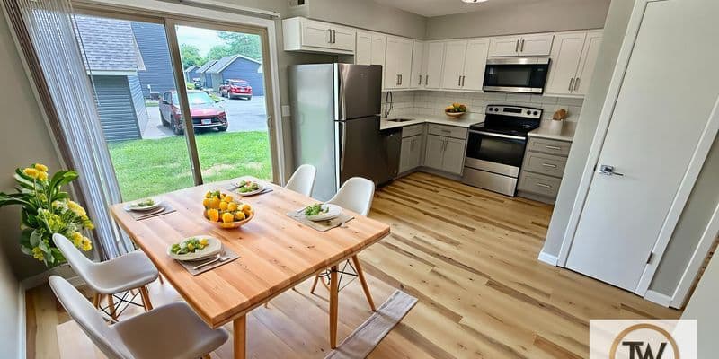O'Fallon Condo: 823 N Cherry St