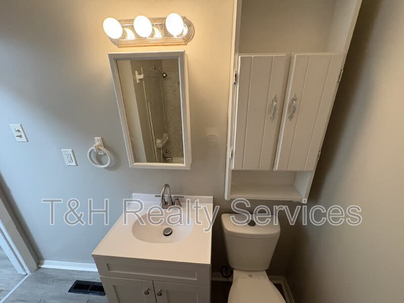 Indianapolis House: 5425 East 21st Street