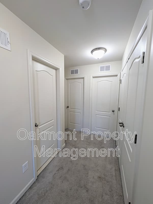 Fredericksburg House: 1322 Hudgins Farm Circle