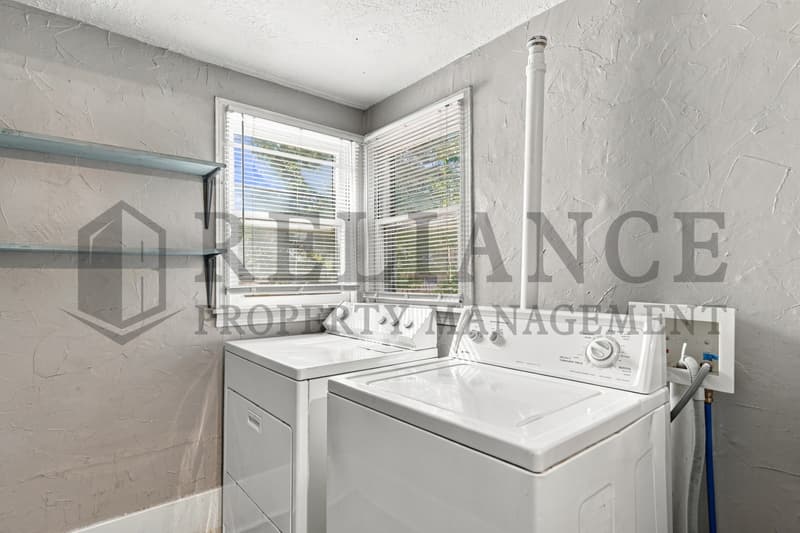 Wichita House: 3321 East Victor #1 - 1
