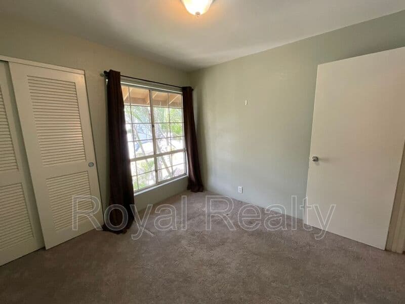 Honolulu Condo: 625 Mananai Place