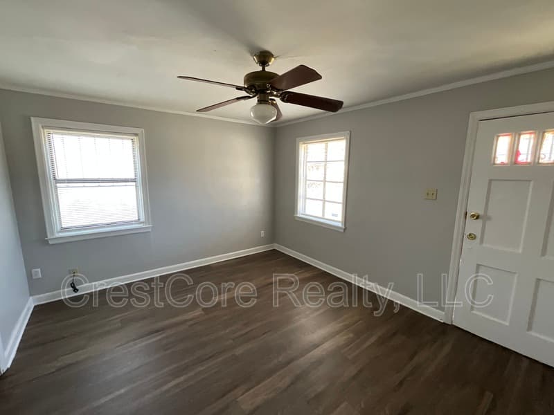 Memphis Condo: 907 Pearce St