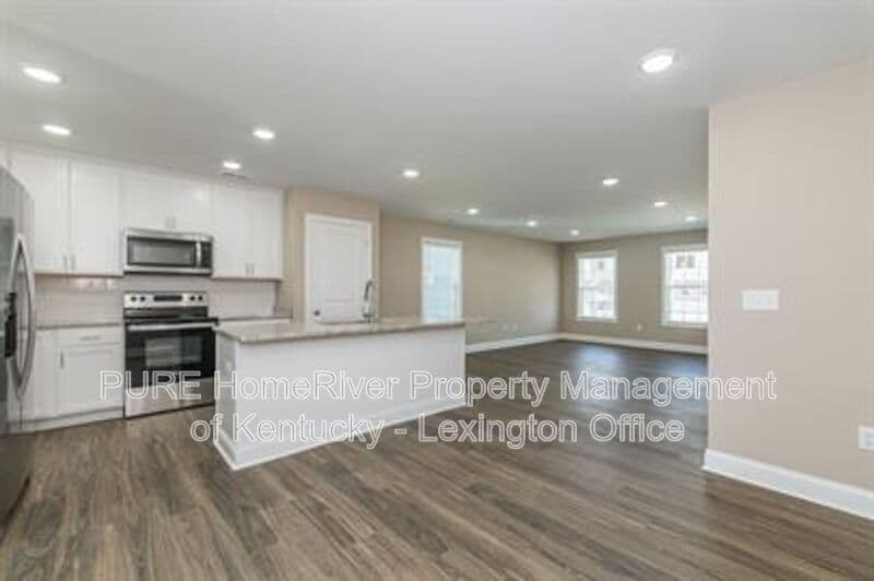 Richmond House: 1042 Judah Bear Blvd