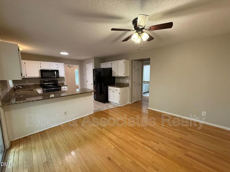 Cary House: 223 Mint Hill Drive