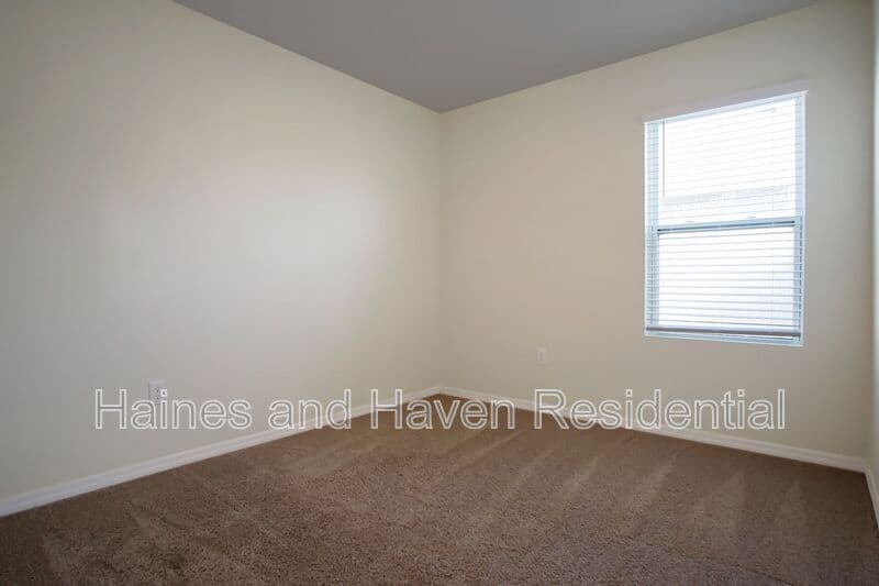 Winter Haven House: 409 Corso Loop