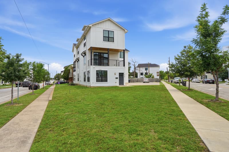 Fort Worth Condo: 3221 Forest Park Boulevard - 1