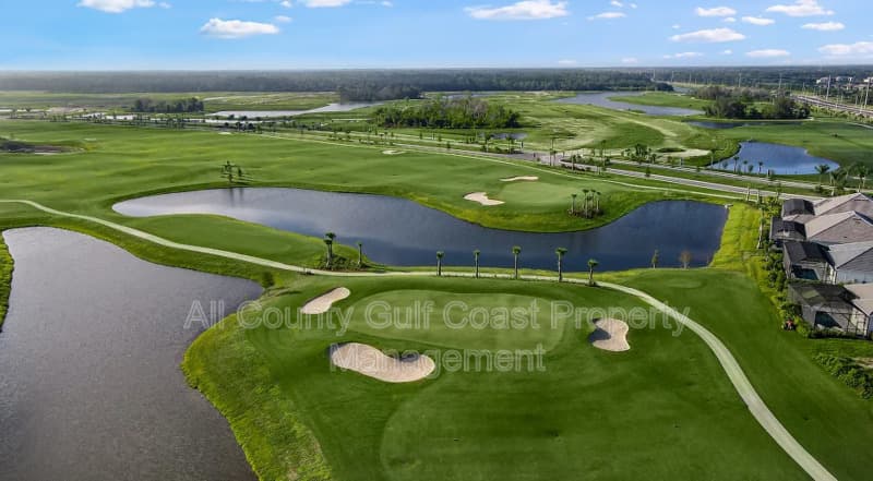 Lakewood Ranch House: 19140 Scallop Loop