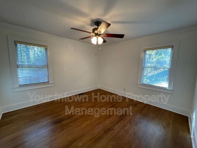 Atlanta House: 82 Rogers Street SE