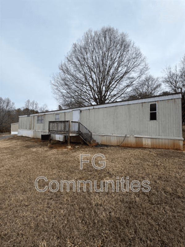 Morganton House: 1754 Zion Rd Unit 33