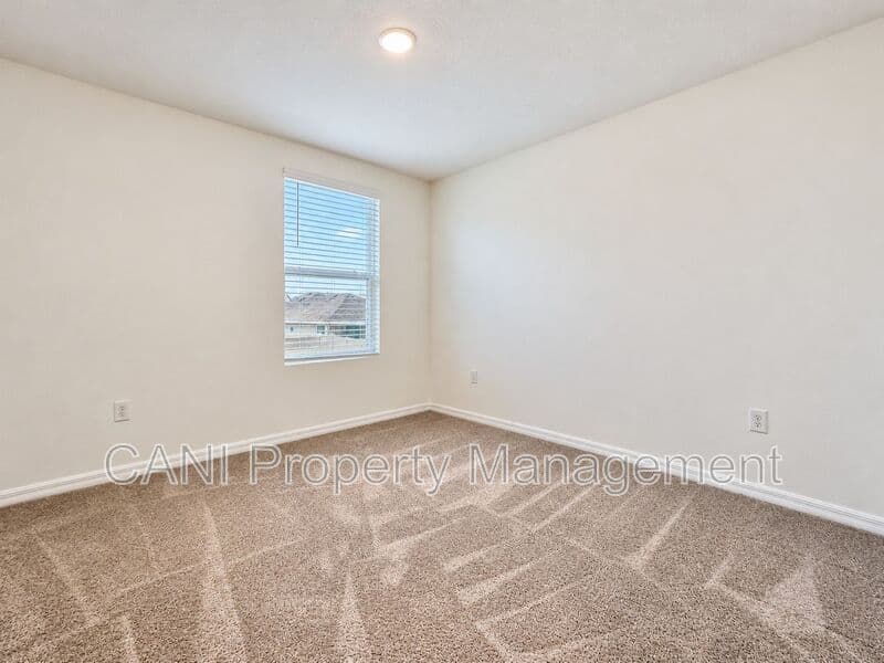 Wimauma House: 16535 Windmill Forge Pass