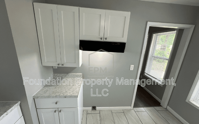 Memphis House: 1663 Humber Street