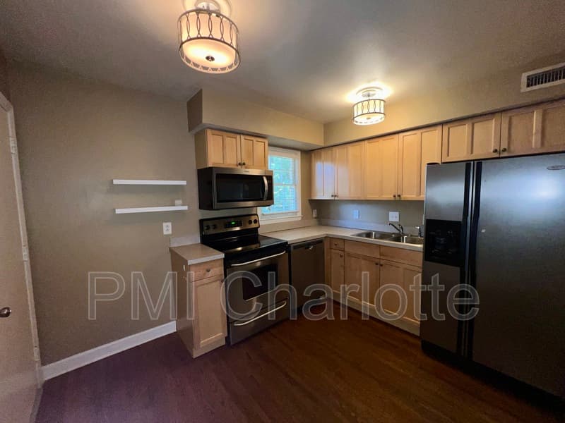 Charlotte Condo: 4317 Walker Rd