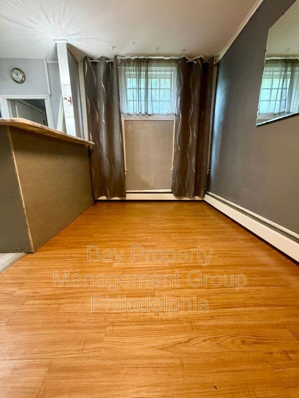 Philadelphia House: 7207 Sommers Rd