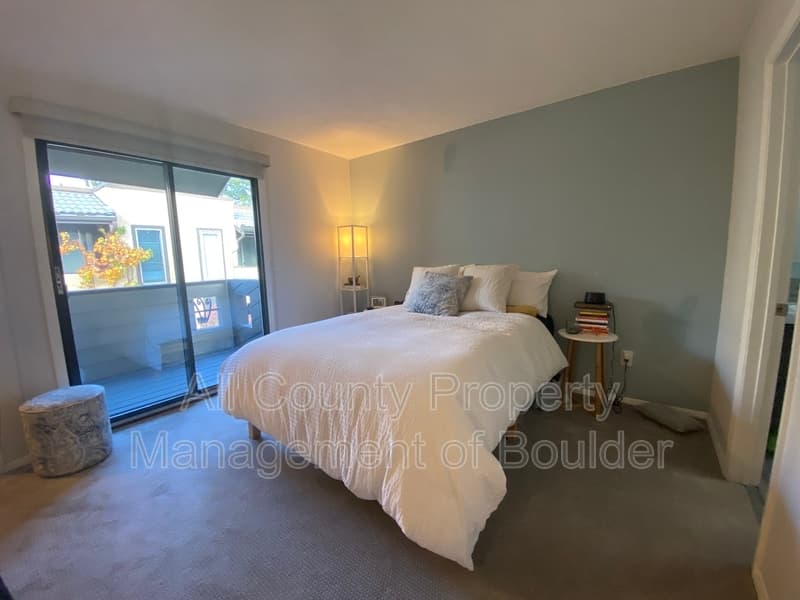 Boulder Townhome: 2982 Shady Hollow West