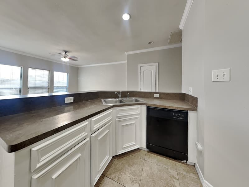 Houston Condo: 4202 Alvin St