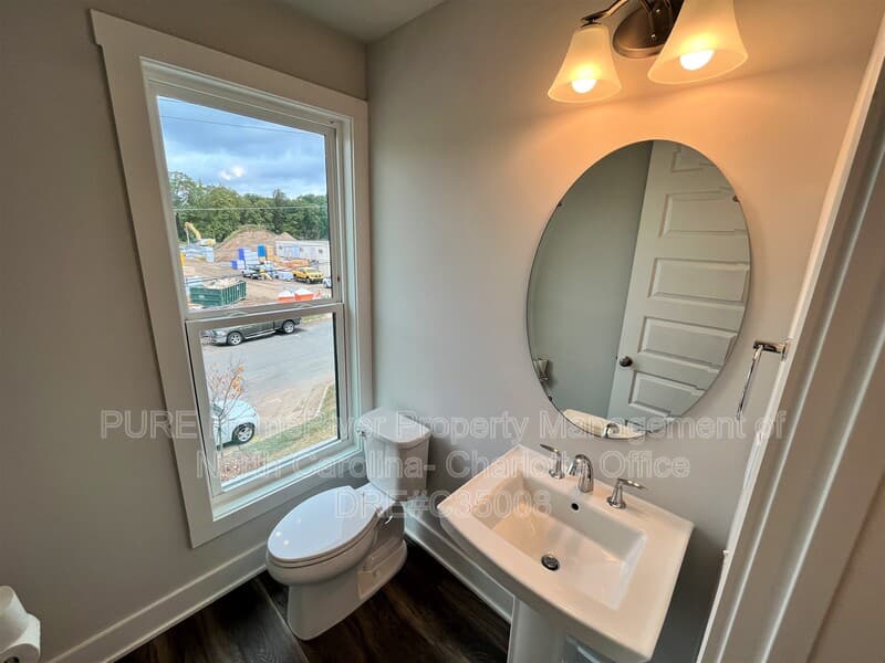 Charlotte House: 611 W Tremont Ave