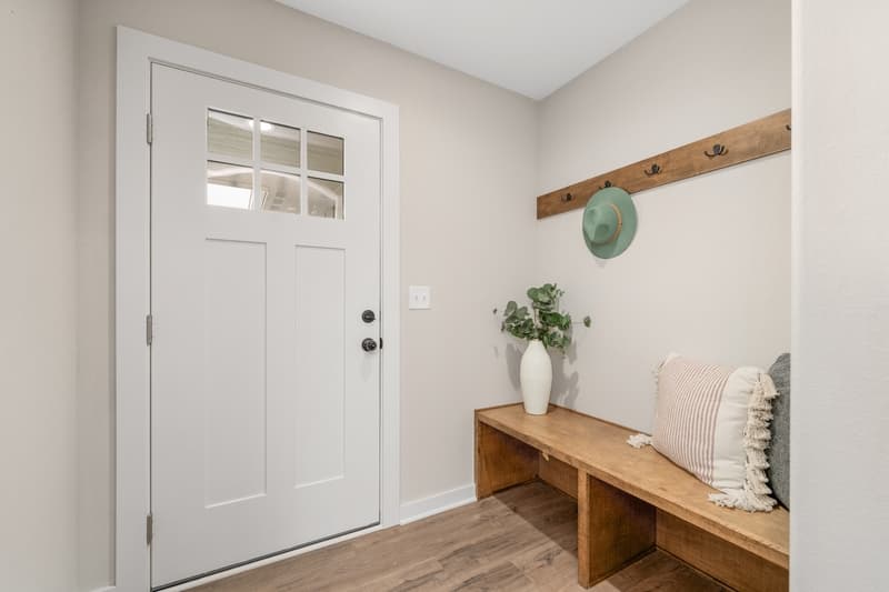 Wichita House: 2865 S Cedar Crest Ct Unit 200