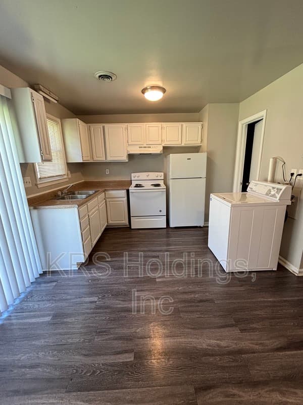 N Chesterfield Townhome: 2832 Goolsby ct