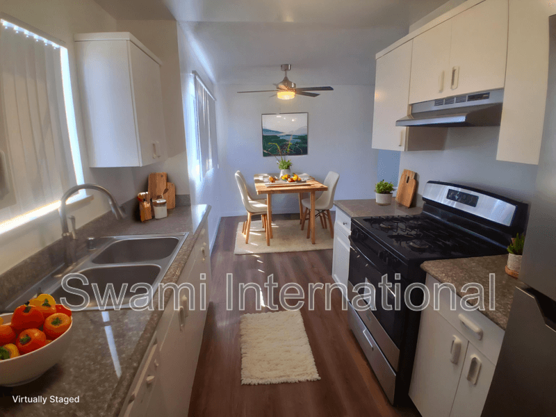 Inglewood Condo: 917 Enterprise Ave.