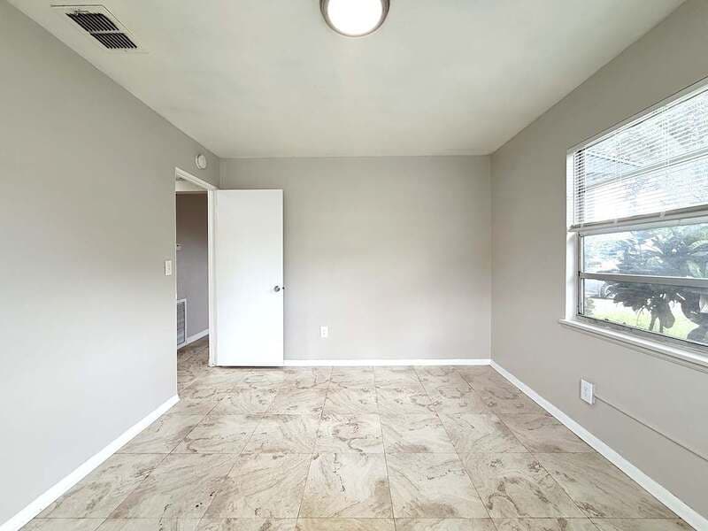 Clearwater House: 1791 Sylvan Drive