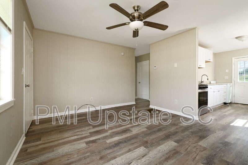 Honea Path Condo: 700 Brook Street