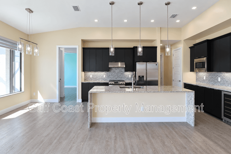 Rotonda West House: 5 Sportsman Place