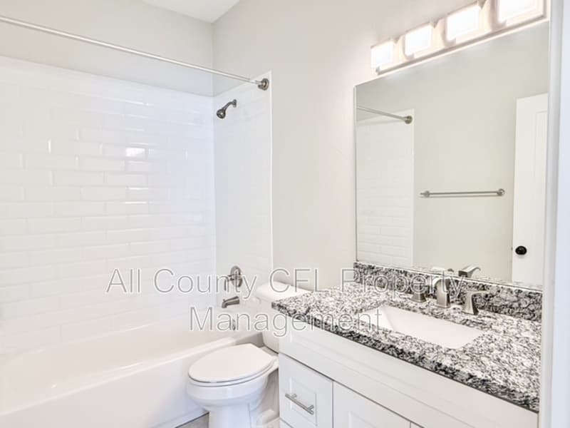 Orlando House: 2408 Corrine Drive