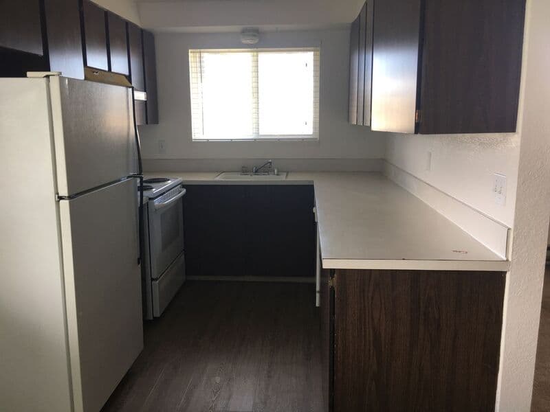 Kennewick Condo: 1501 W. 14th Ave.