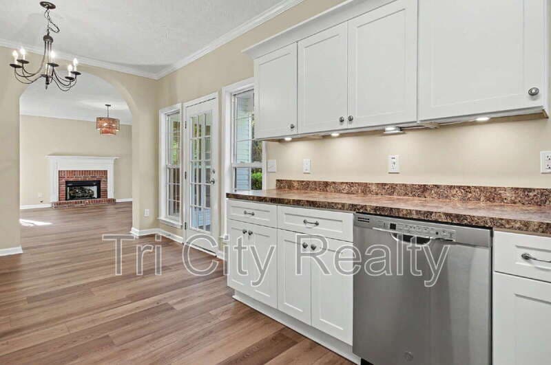 Sharpsburg House: 75 Sycamore Way