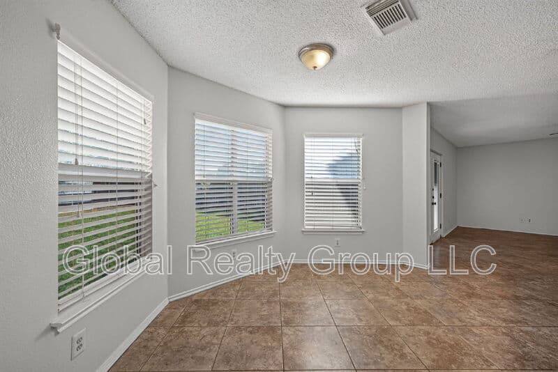 Converse House: 7702 Fairton Pl