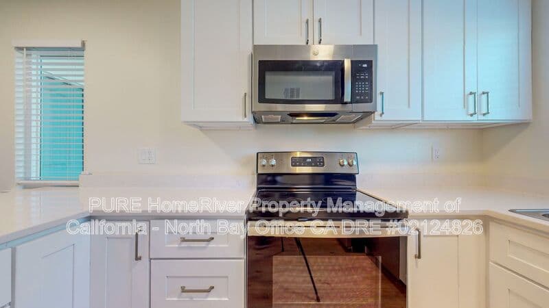 Rohnert Park House: 7359 Boris Court