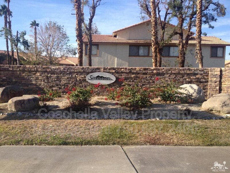 Bermuda Dunes House: 78650 Avenue 42