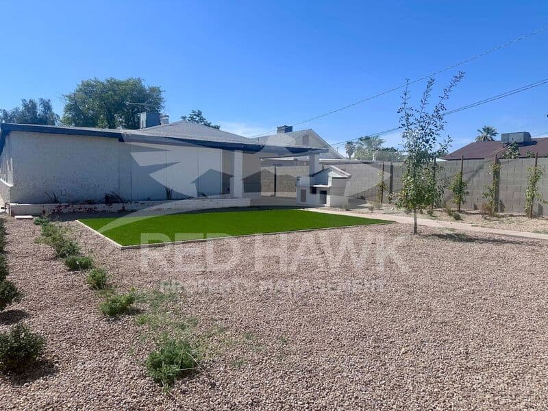 Chandler House: 281 S California St