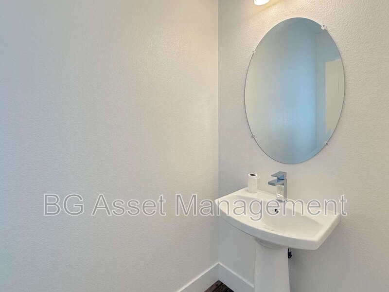 Hayward Condo: 223 Bolt Court