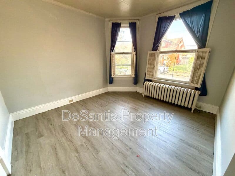 Beaver Falls Condo: 3421 5th Avenue
