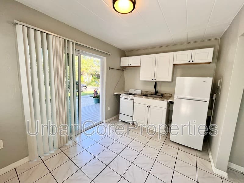 St. Petersburg Condo: 1023 Locust St NE