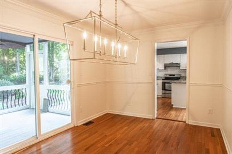 Southern Pines House: 145 Sandhurst Place