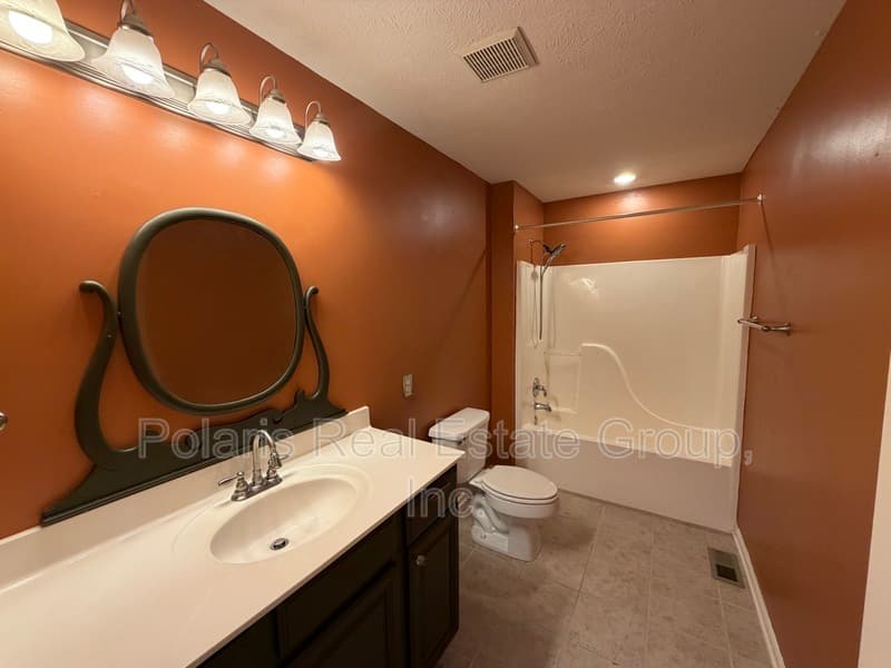 Fishers Condo: 13535 Molique Blvd