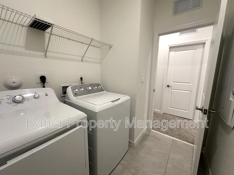 Homestead House: 11936 SW 240th St