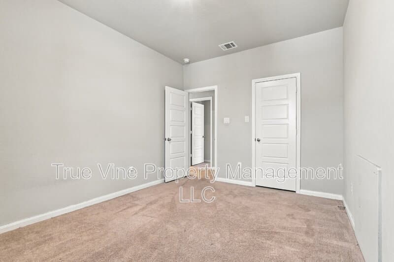 Converse House: 9102 Devils River