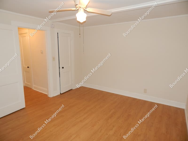 Atlanta House: 624 Waldo St SE