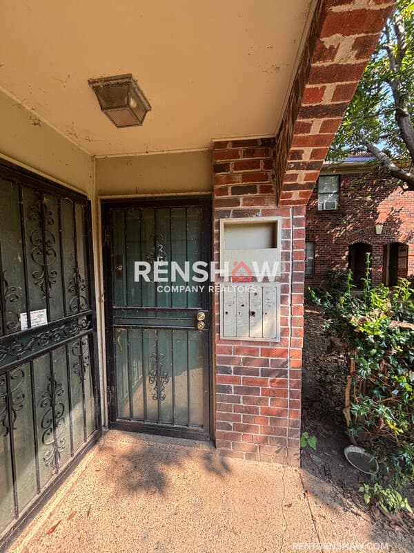 Memphis Condo: 3210 Thirteen Colony Mall