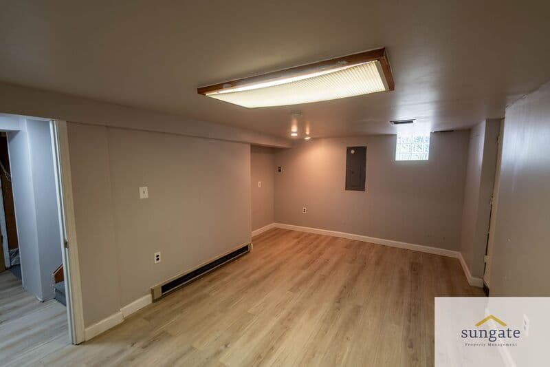 Baltimore House: 7023 Concord Rd